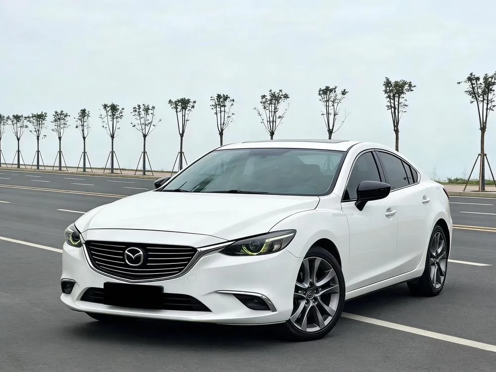 Mazda Atenza 2.5L Blue Sport Edition, 2017 — фото 1