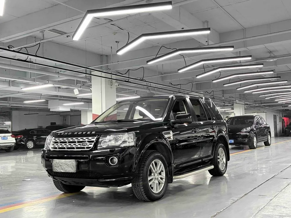 Land Rover Freelander 2 2.0T Si4 SE Gasoline Edition, 2014 — фото 1