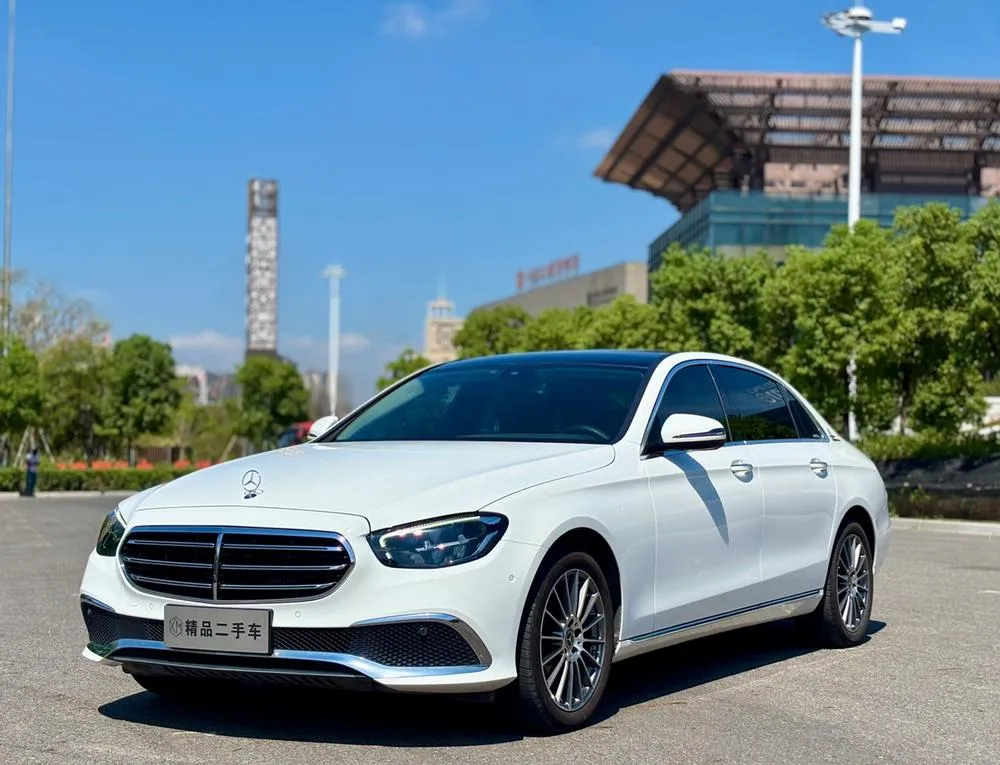 Mercedes-Benz E-Class, 2023