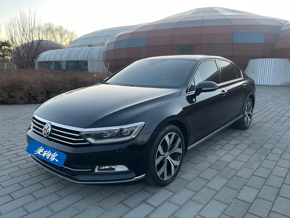 Volkswagen Magotan 380TSI DSG Premium Version, 2018 — фото 1
