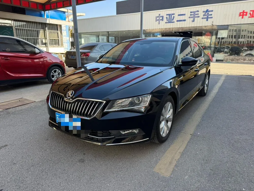 Skoda Superb TSI330 DSG Comfort Edition CN5, 2018 — фото 1