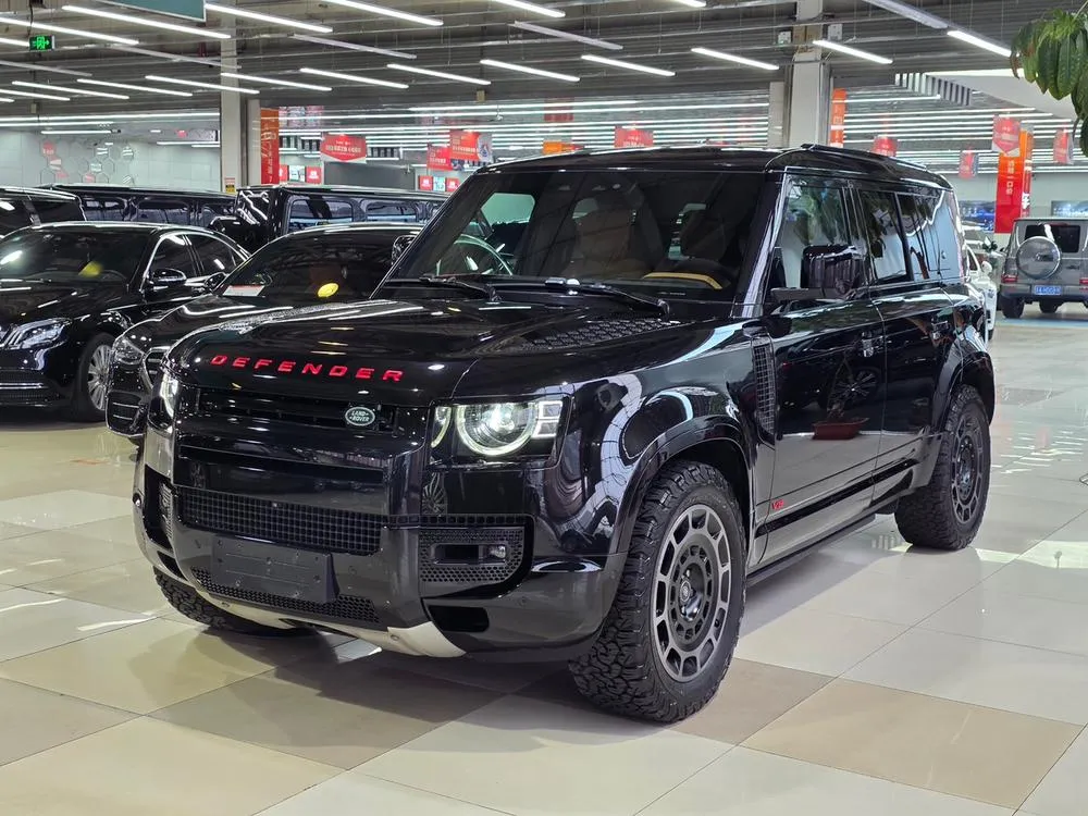 Land Rover Defender, 2024