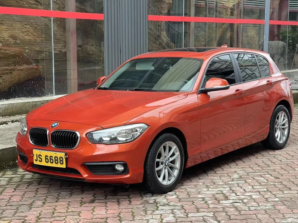 BMW 1-Series (Import) 118i Leading Version, 2016 — фото 1