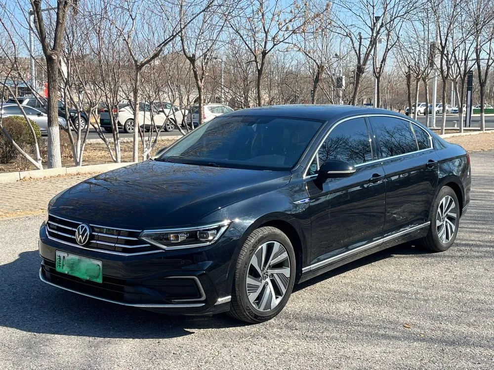 Volkswagen PHEV, 2022
