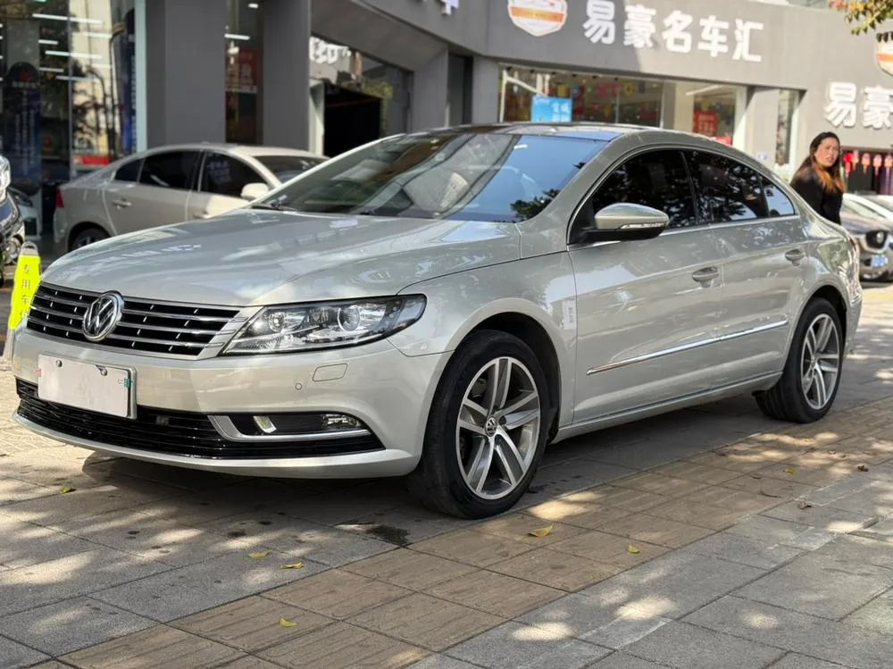 Volkswagen CC 1.8TSI Premium Version, 2016 — фото 1