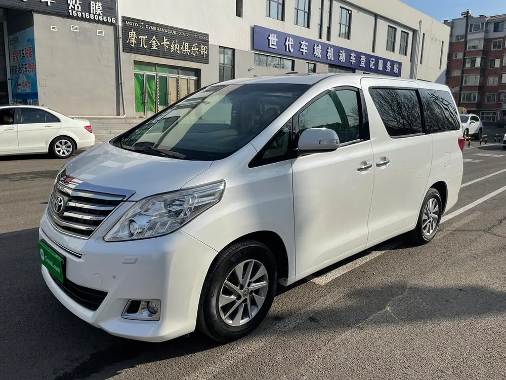 Toyota Alphard, 2012