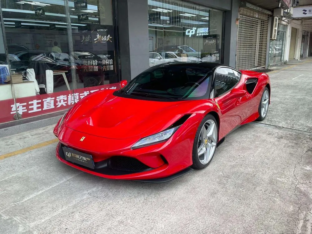 Ferrari F8, 2019