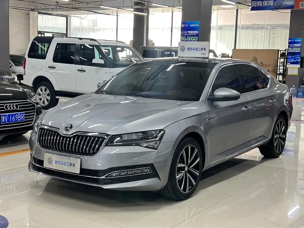 Skoda Superb TSI280 DSG Prestige Edition, 2023 — фото 1