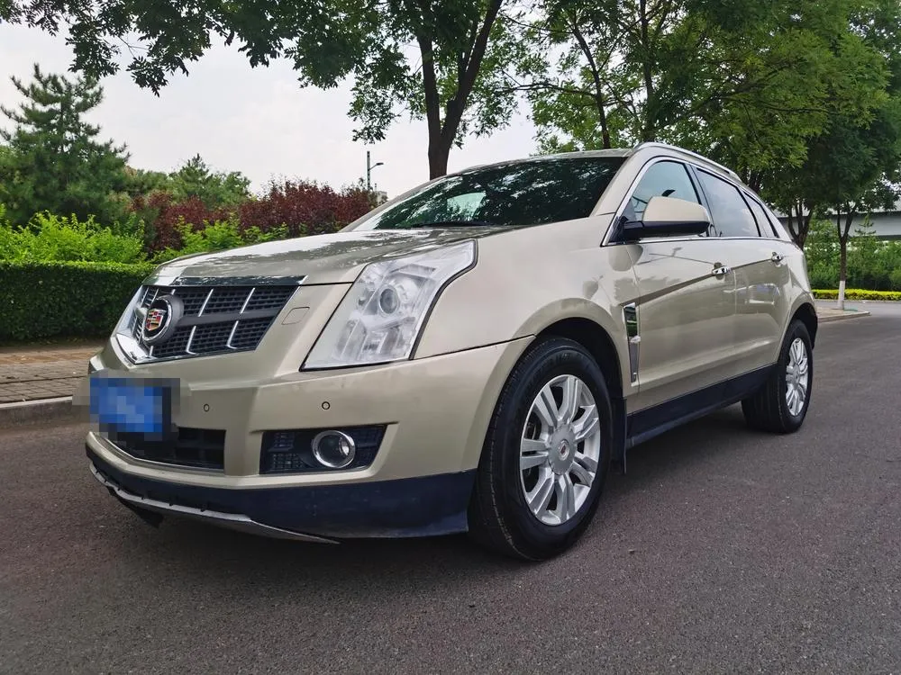 Cadillac SRX 3.0L Luxury Version, 2011 — фото 1
