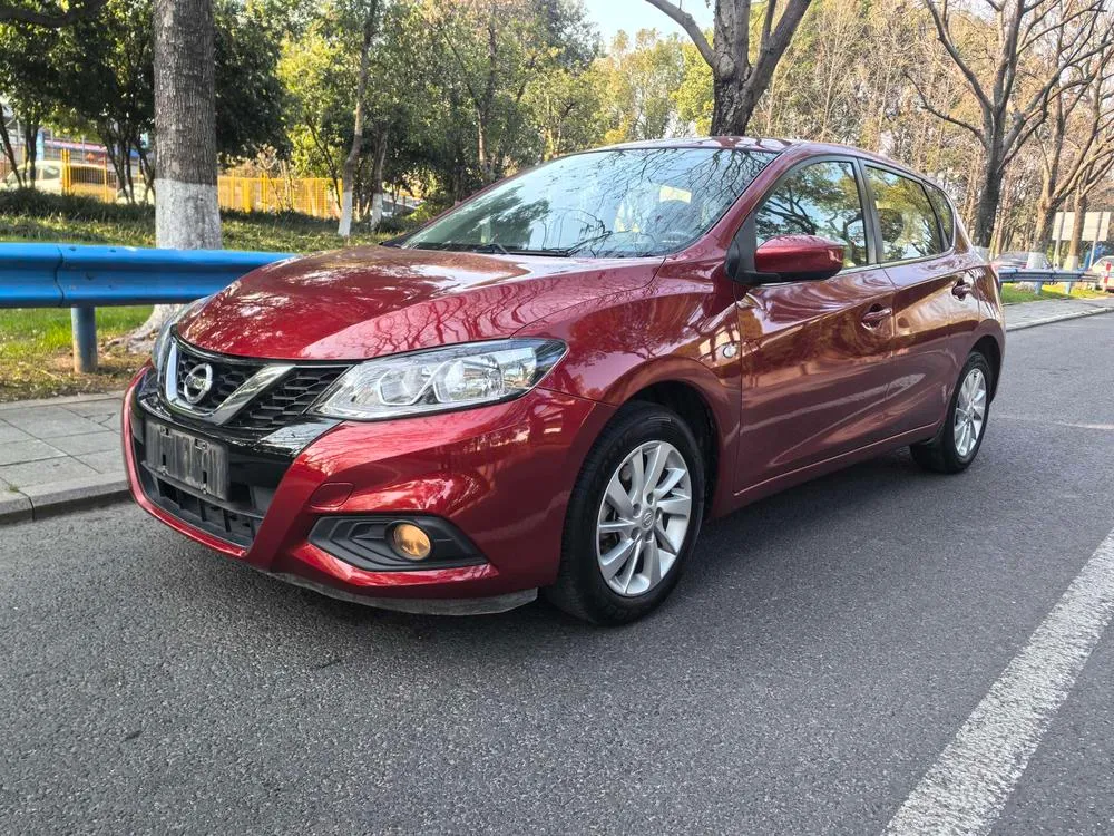 Nissan Tiida 1.6L CVT Cool Edition, 2016 — фото 1
