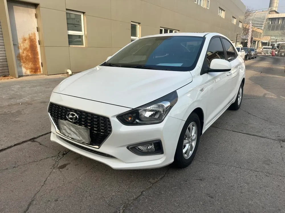 Hyundai Verna 1.4L Auto Edition CN5, 2017 — фото 1
