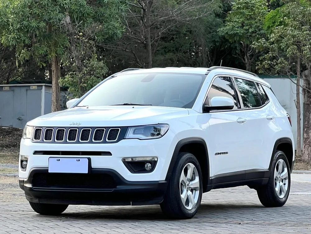 Jeep Compass 200T Auto Edition, 2017 — фото 1