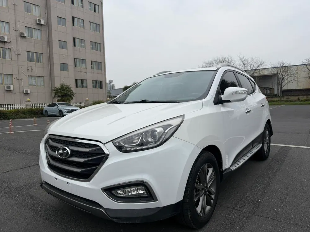 Hyundai ix35 2.0L Auto 2WD Smart Version CN4, 2015 — фото 1
