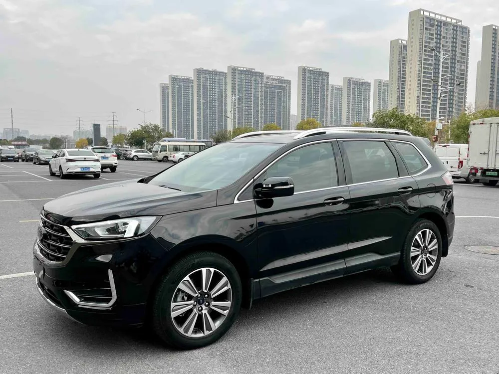 Ford Edge PLUS EcoBoost 245 2WD Sharp Version 5 Seater, 2021 — фото 1