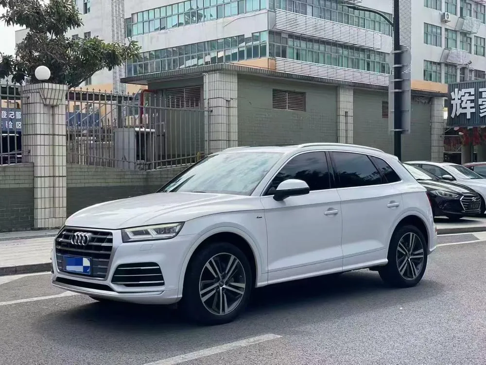 Audi Q5L 40 TFSI Fashion Version, 2020 — фото 1
