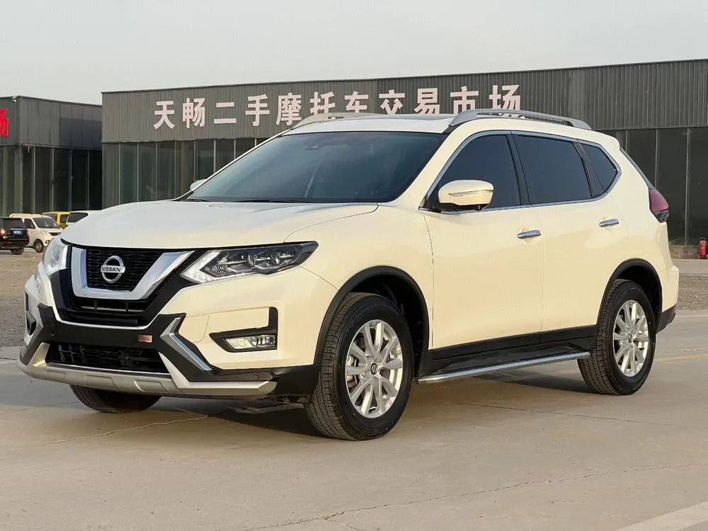 Nissan X-Trail Classic Edition 2.0L 2WD Smart Connected Refined Edition, 2023 — фото 1