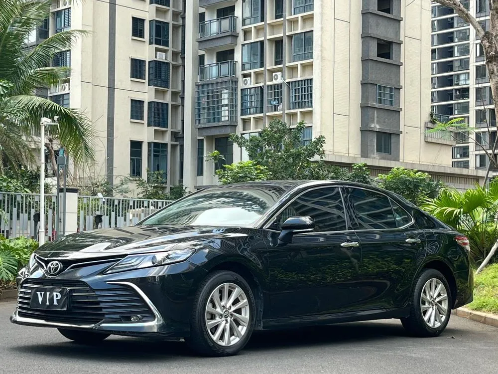 Toyota Camry 2.0G Luxury Edition, 2022 — фото 1