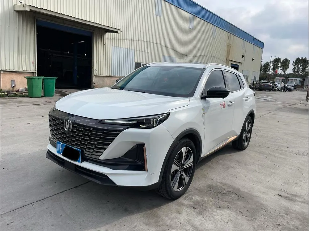 Changan CS55 PLUS 1.5T DCT Luxury Version, 2022 — фото 1