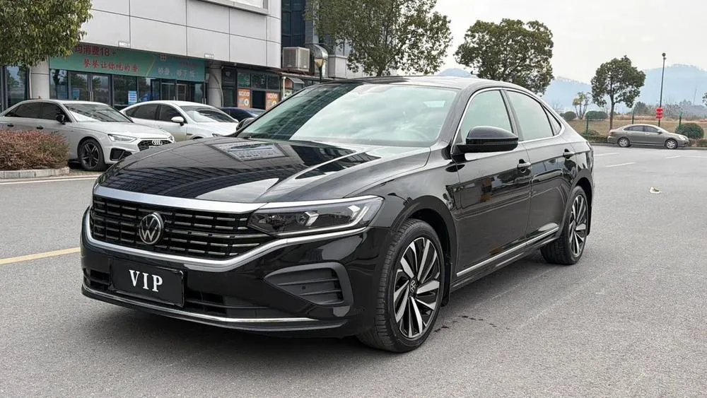 Volkswagen Passat, 2024
