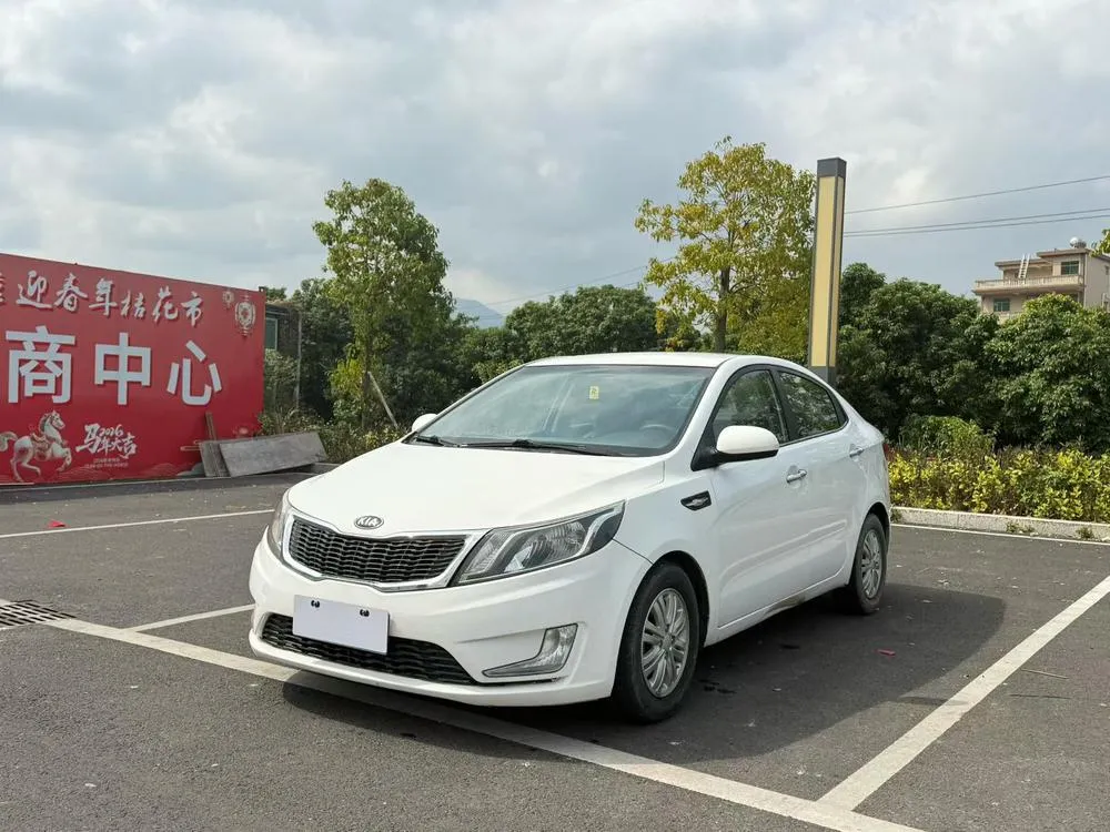 Kia K2 Sedan 1.4L MT GLS Anniversary Edition, 2012 — фото 1