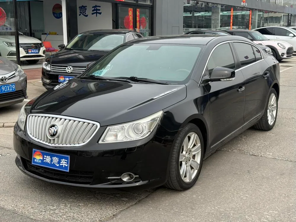 Buick LaCrosse, 2012