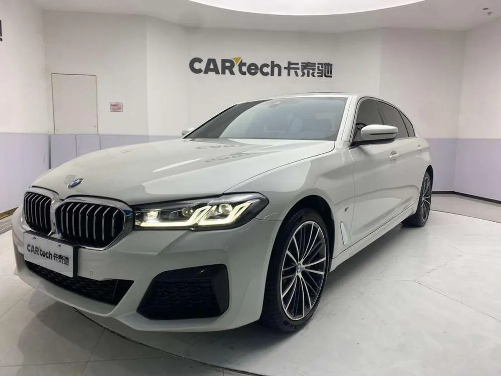 BMW 5-Series, 2021