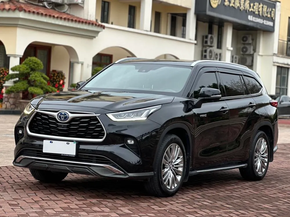 Toyota Highlander Dual Engine 2.5L 2WD Premium Edition 7 Seater, 2022 — фото 1