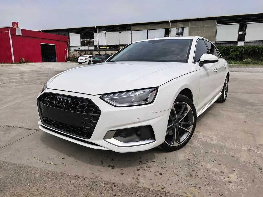 Audi A4L, 2020