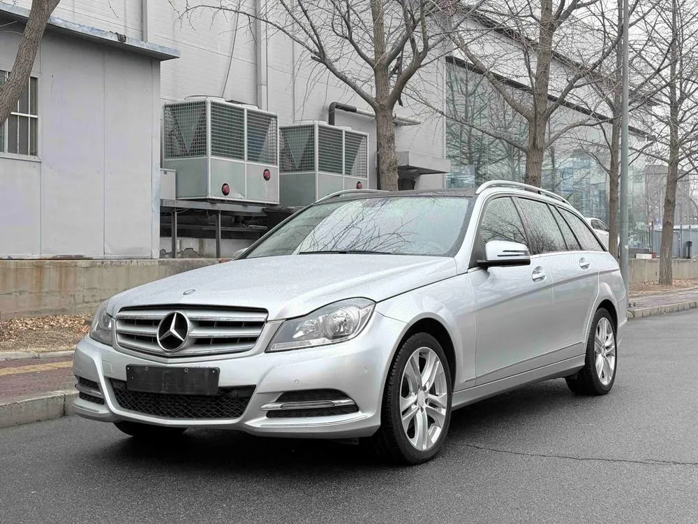 Mercedes-Benz C-Class (Import) C 200 Fashion Wagon Edition, 2011 — фото 1