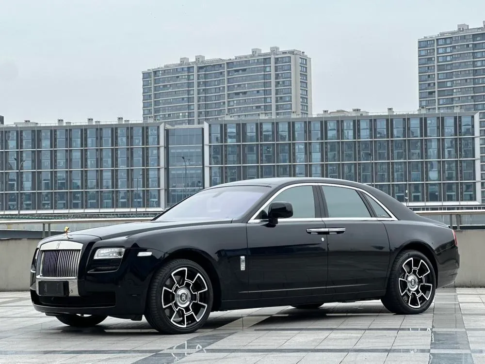 Rolls-Royce Ghost, 2010