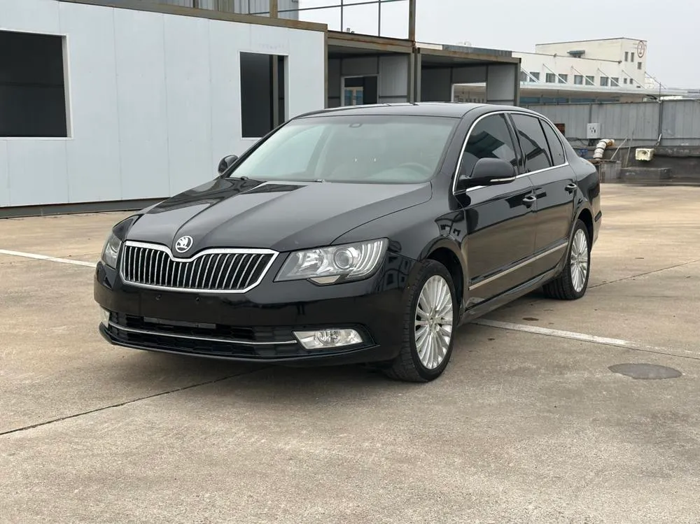 Skoda Superb, 2013