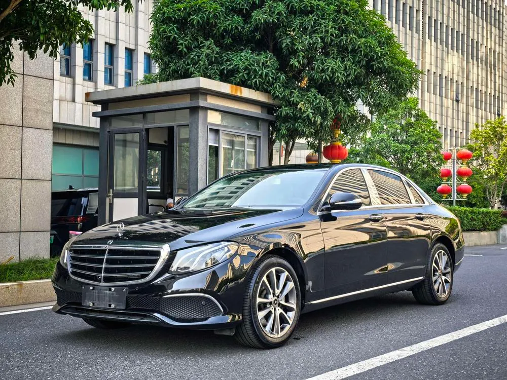 Мерседес-Бенц E-Class E 300 L Fashion Version, 2019 — фото 1