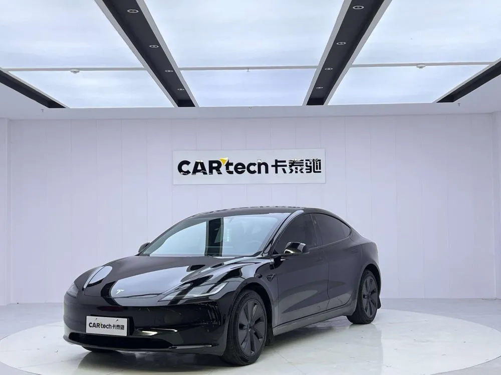 Tesla Model 3, 2023