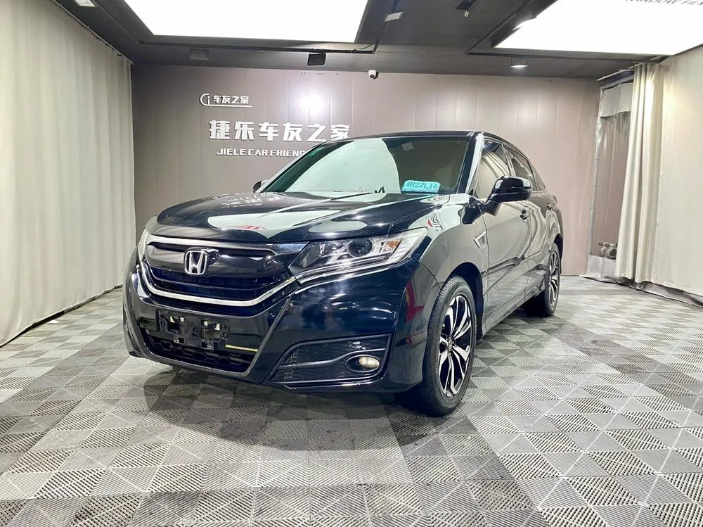 Honda UR-V 240TURBO 2WD Classic Edition CN5, 2017 — фото 1
