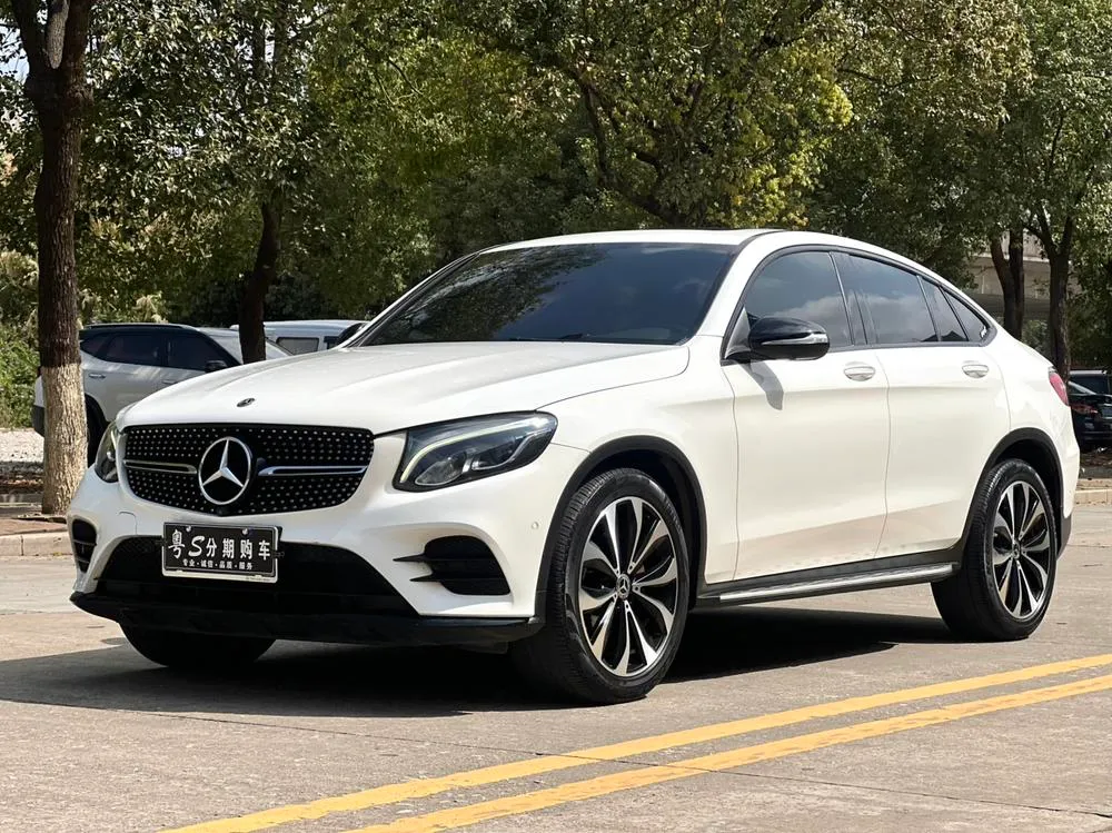 Mercedes-Benz GLC Coupe GLC 260 4MATIC Coupe SUV, 2019 — фото 1