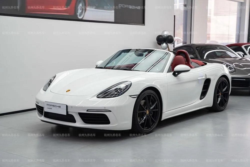 Porsche 718, 2023