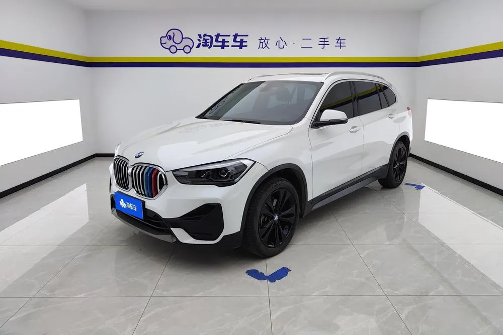 BMW X1 sDrive20Li Fashion Version, 2021 — фото 1