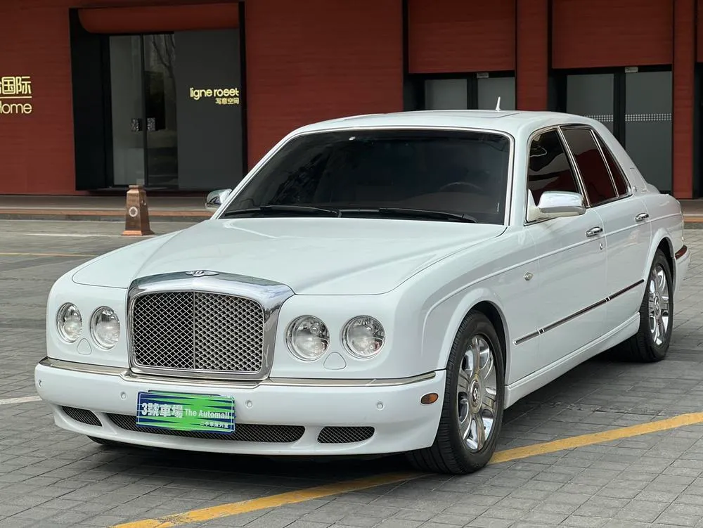 Bentley Arnage RL 6.8, 2004 — фото 1