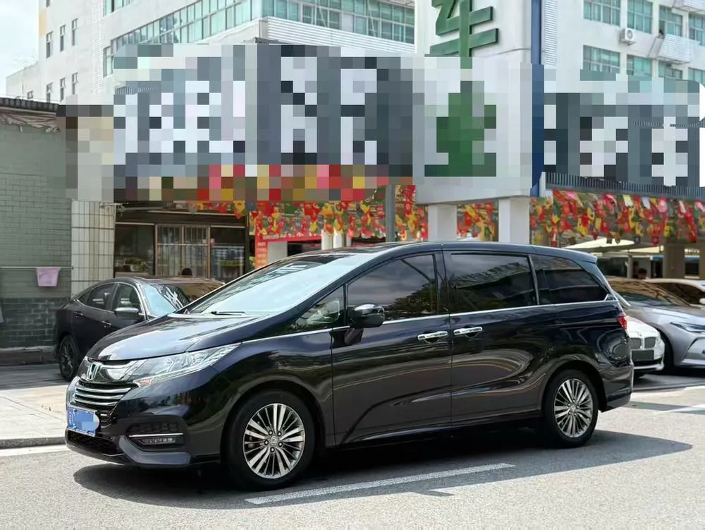 Honda Odyssey 2.4L Luxury Edition, 2018 — фото 1