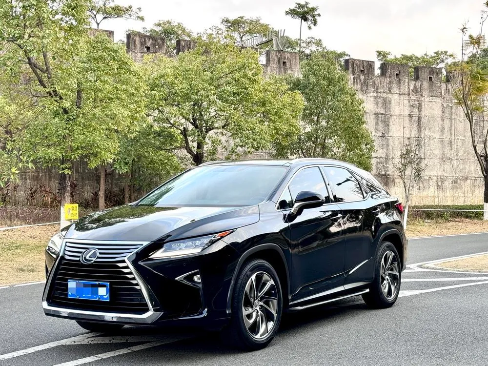 Lexus RX, 2016