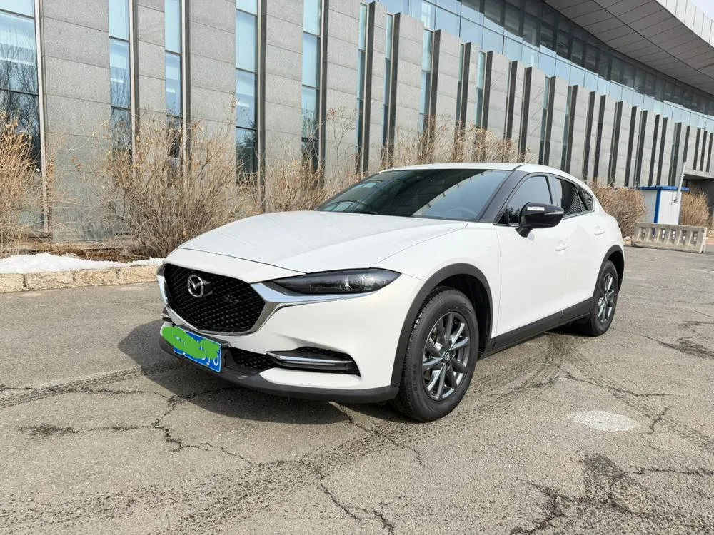 Mazda CX-4, 2021