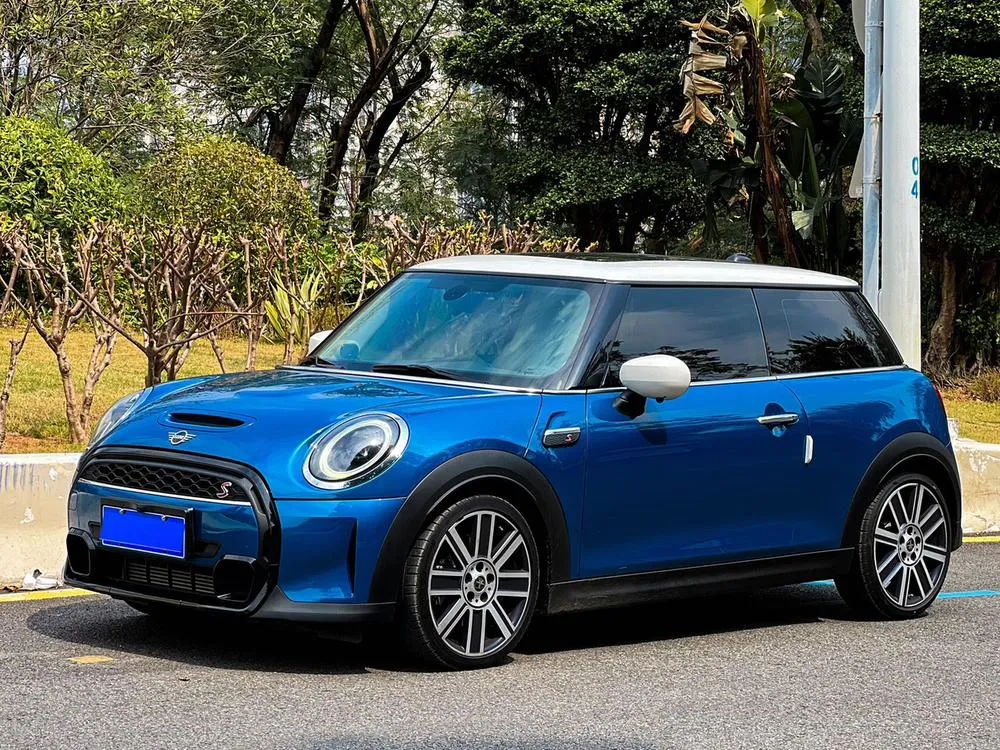 MINI MINI, 2022