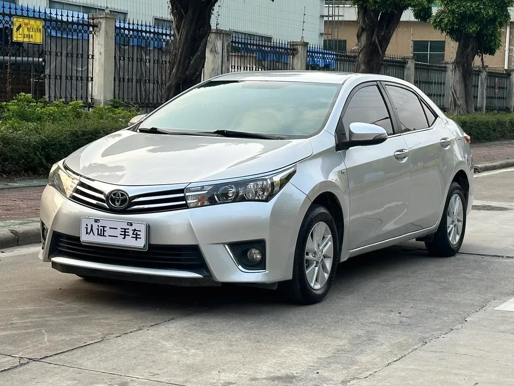 Toyota Corolla 1.6L CVT GL, 2014 — фото 1