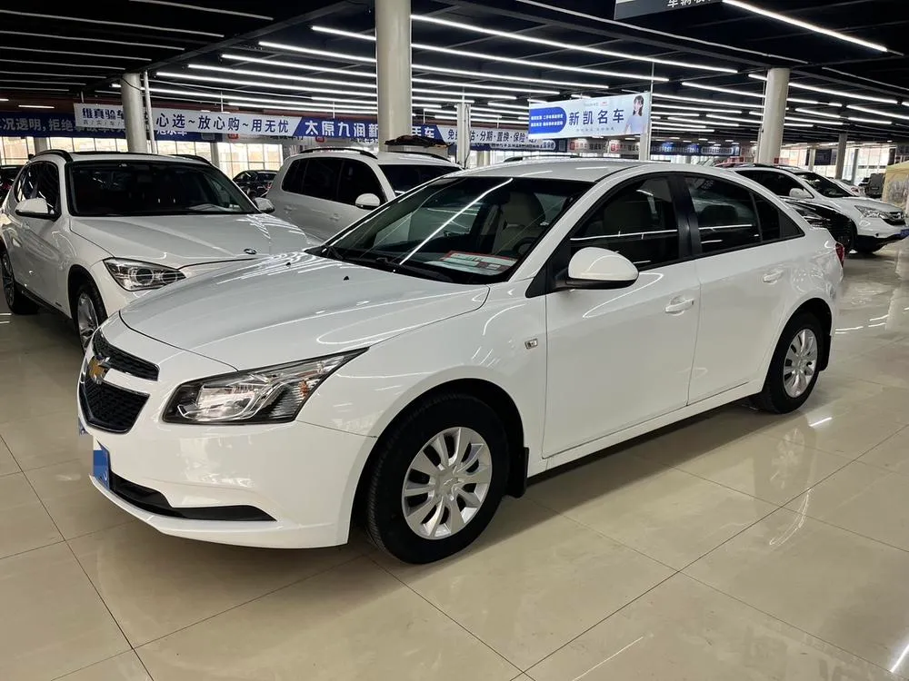 Шевроле Cruze 1.5L Classic SL MT, 2015 — фото 1
