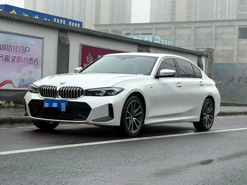 BMW 3-Series, 2023