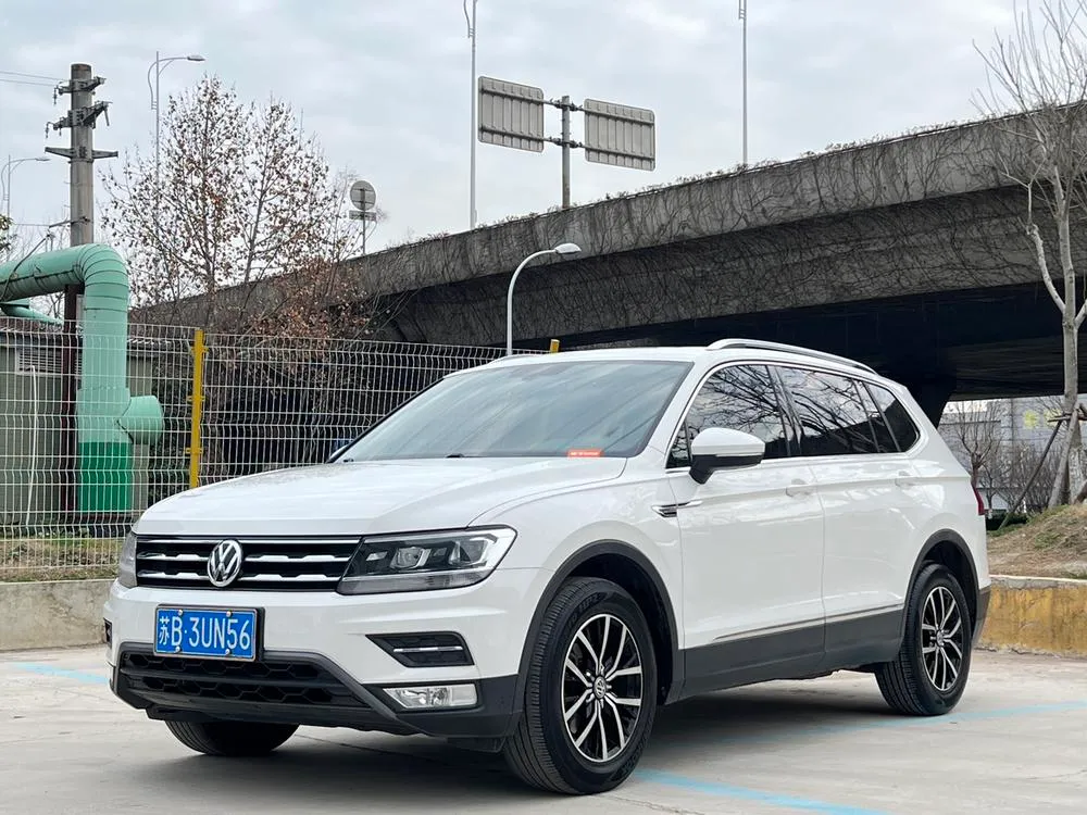Volkswagen Tiguan L, 2017