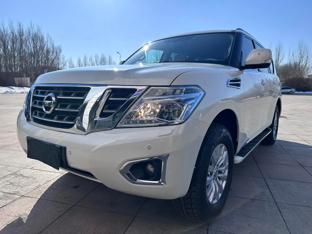 Nissan Patrol 4.0L Parallel Import, 2018 — фото 1