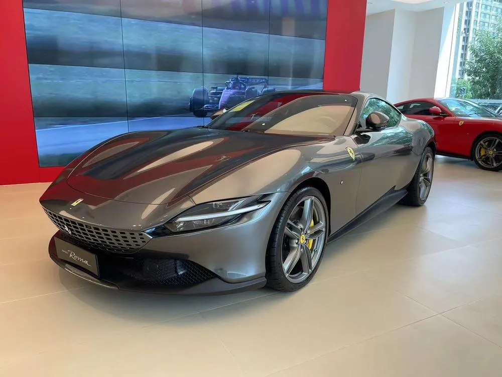 Ferrari Roma, 2020