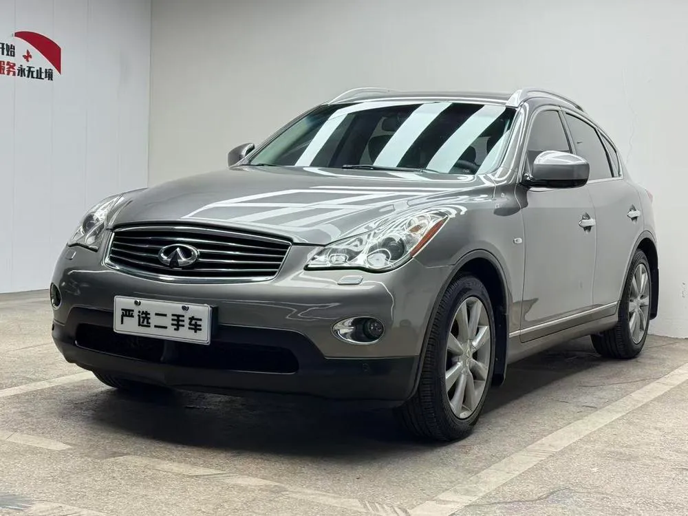 Infiniti EX, 2009