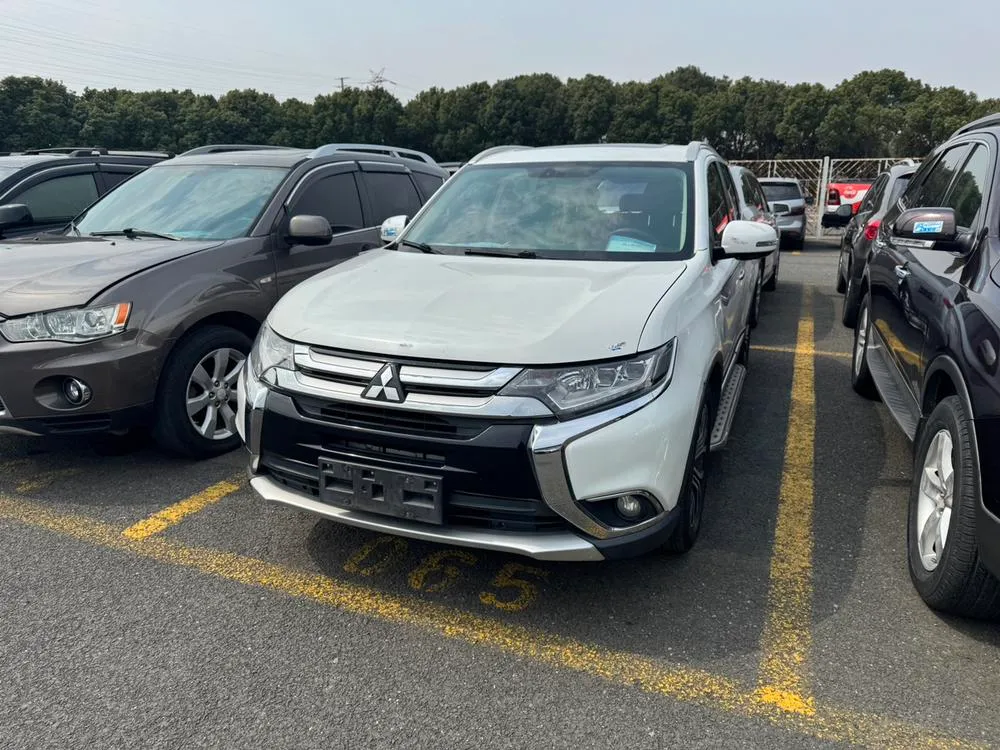 Mitsubishi Outlander 2.4L 4WD Elite Edition 5 Seater, 2018 — фото 1